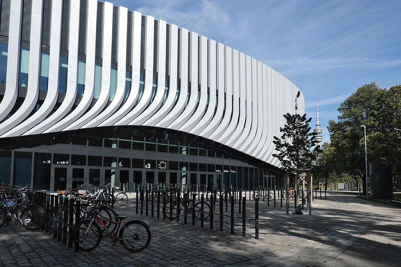 Fassade des SAP Garden im Münchner Olympiapark