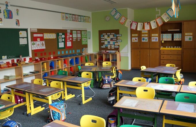 Klassenzimmer einer Grundschule