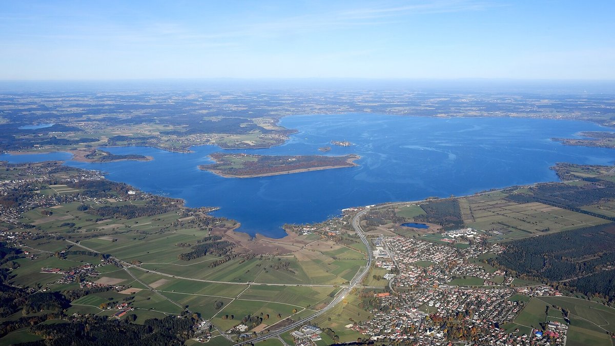 Luftbild des Chiemsees von Südwesten